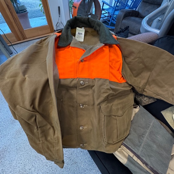Filson Hunting Coat with Blaze Orange Safety - Picture 2 of 6